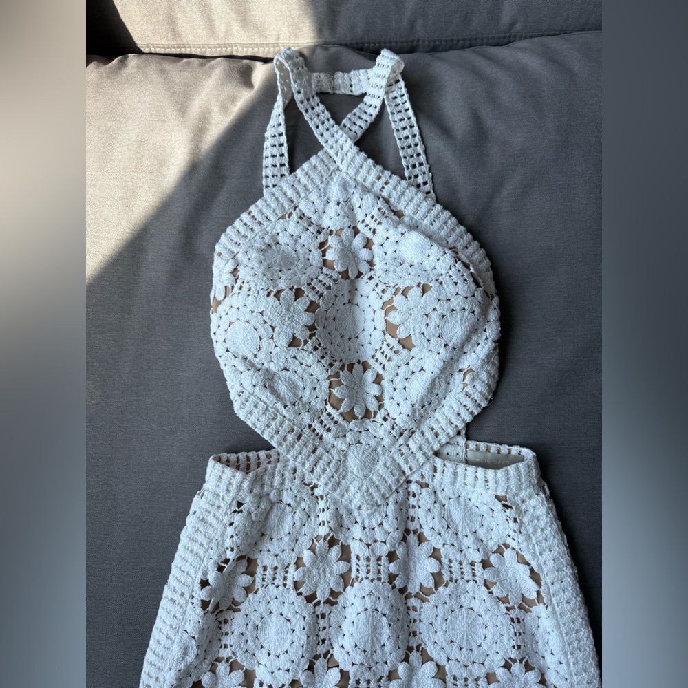 Elie Saab White Crochet One-Shoulder Cutout Gown - Picture 8 of 16